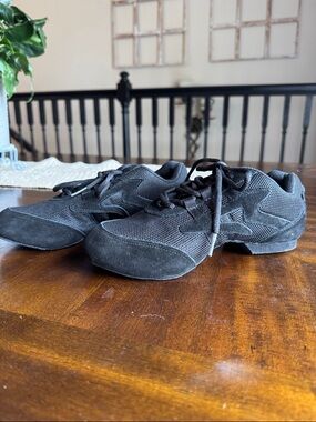 Women's Black Athletic Dance Jazz Lace-Up Sneakers